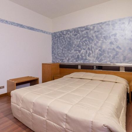 Park Hotel Rimini Bagian luar foto