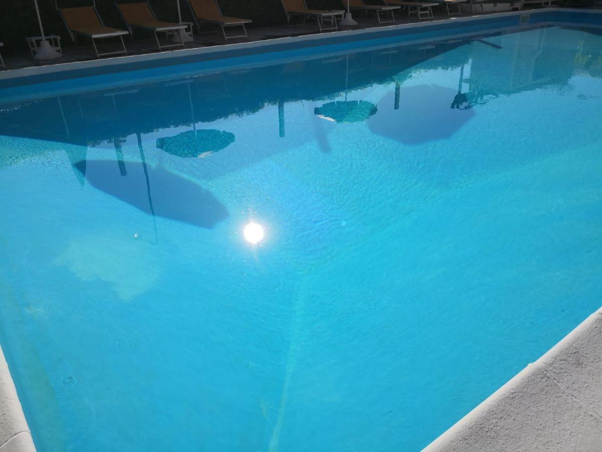 Park Hotel Rimini Bagian luar foto