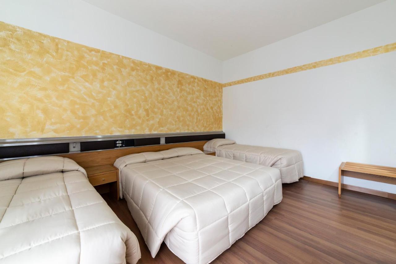 Park Hotel Rimini Bagian luar foto